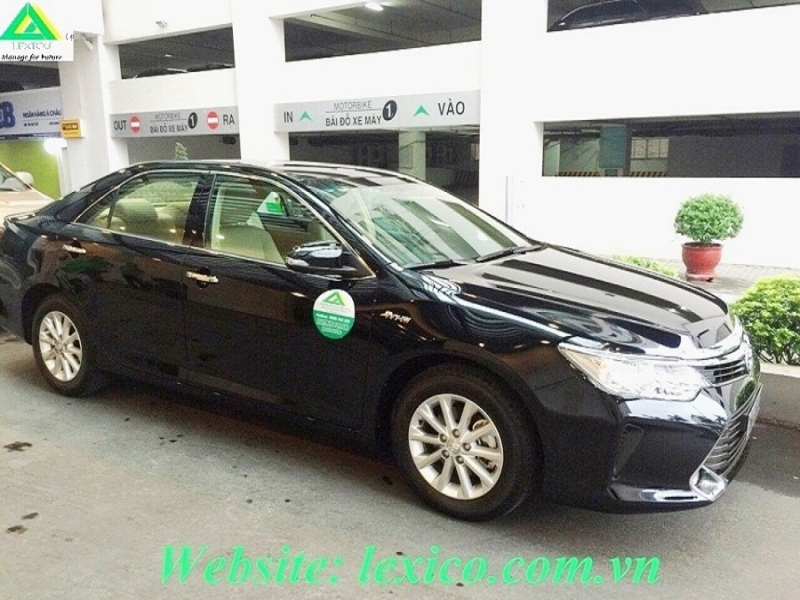 Cho thuê xe Toyota Camry 2.0 tại Hải Phòng