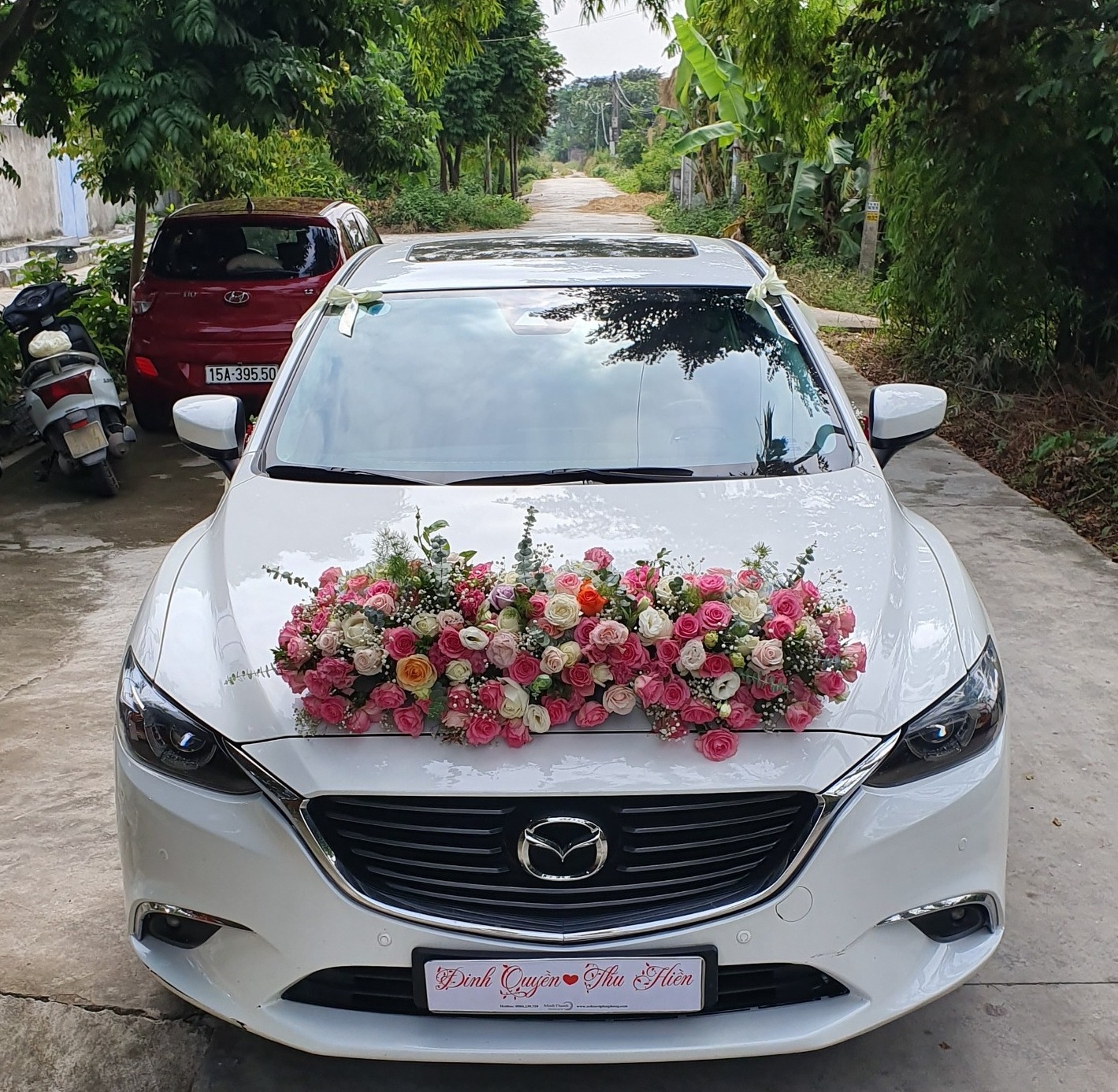 Cho thuê xe cưới Mazda 6