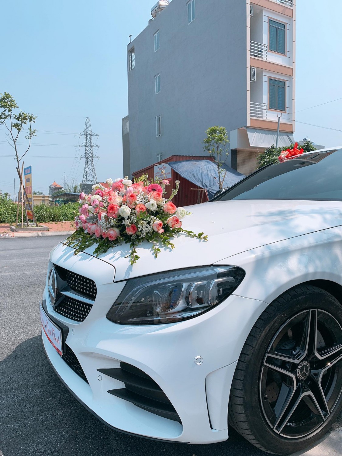 Cho thuê xe cưới Mercedes C300