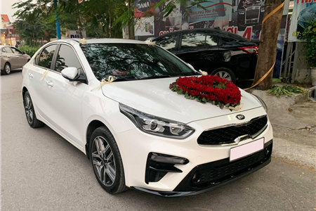 Wedding car for rent Kia Cerato